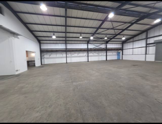 451M² WAREHOUSE TO LET IN MAITLAND